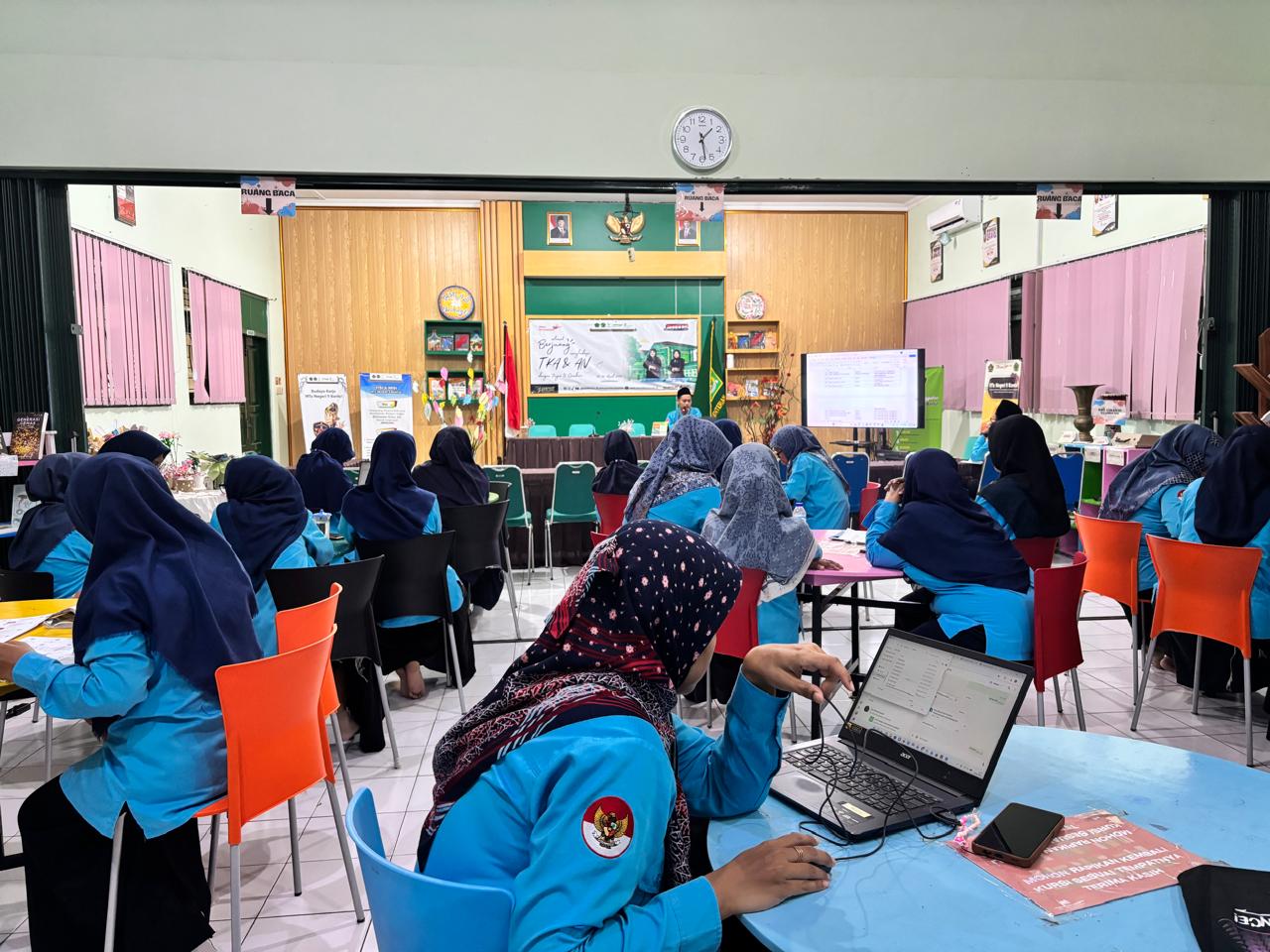 MTsN 9 Bantul Gelar Rapat Persiapan Haflah Muwadda’ah Murid Kelas IX Tahun Ajaran 2025/2026